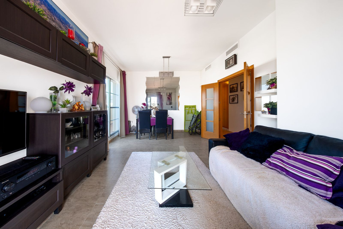 Penthouse te koop in Estepona | 2 slaapkamers H5421031