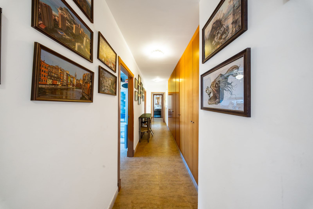 Penthouse te koop in Estepona | 2 slaapkamers H5421031