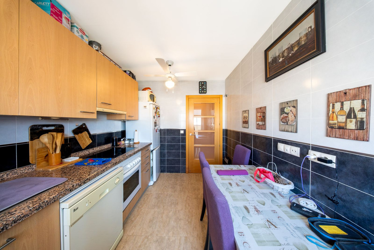 Penthouse te koop in Estepona | 2 slaapkamers H5421031