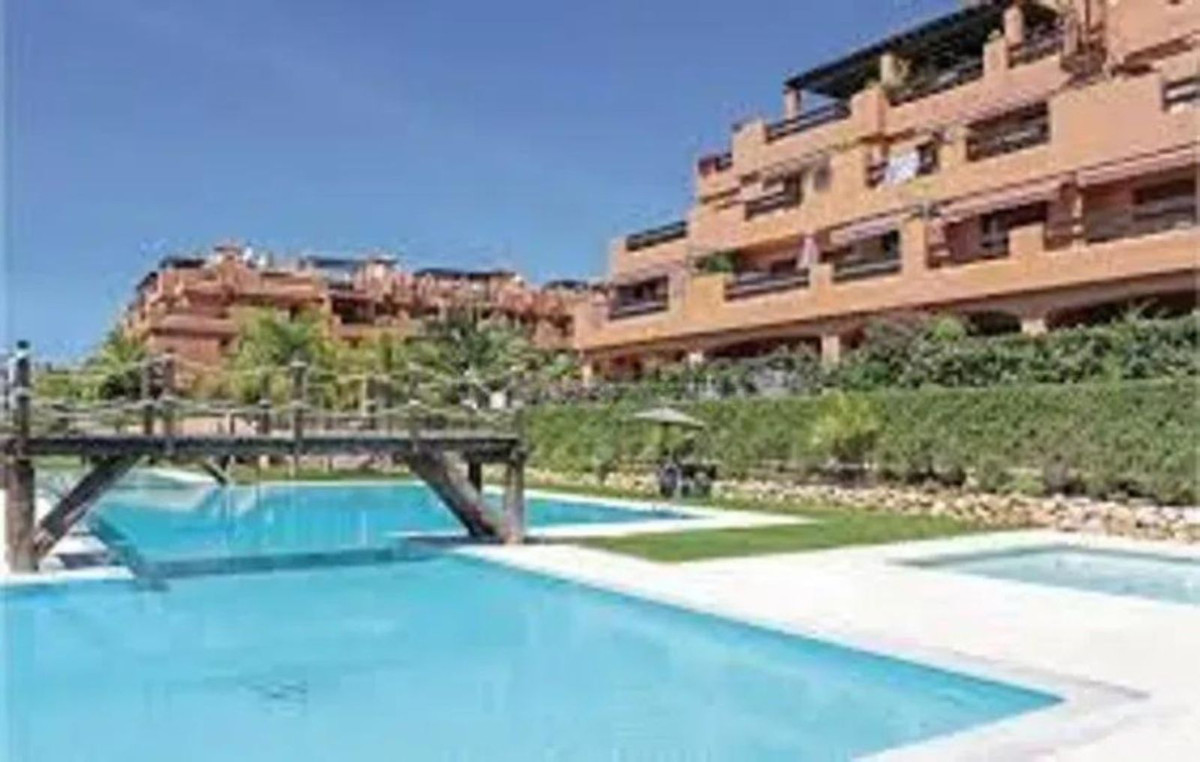Appartement te koop in Estepona | 2 slaapkamers H5421808