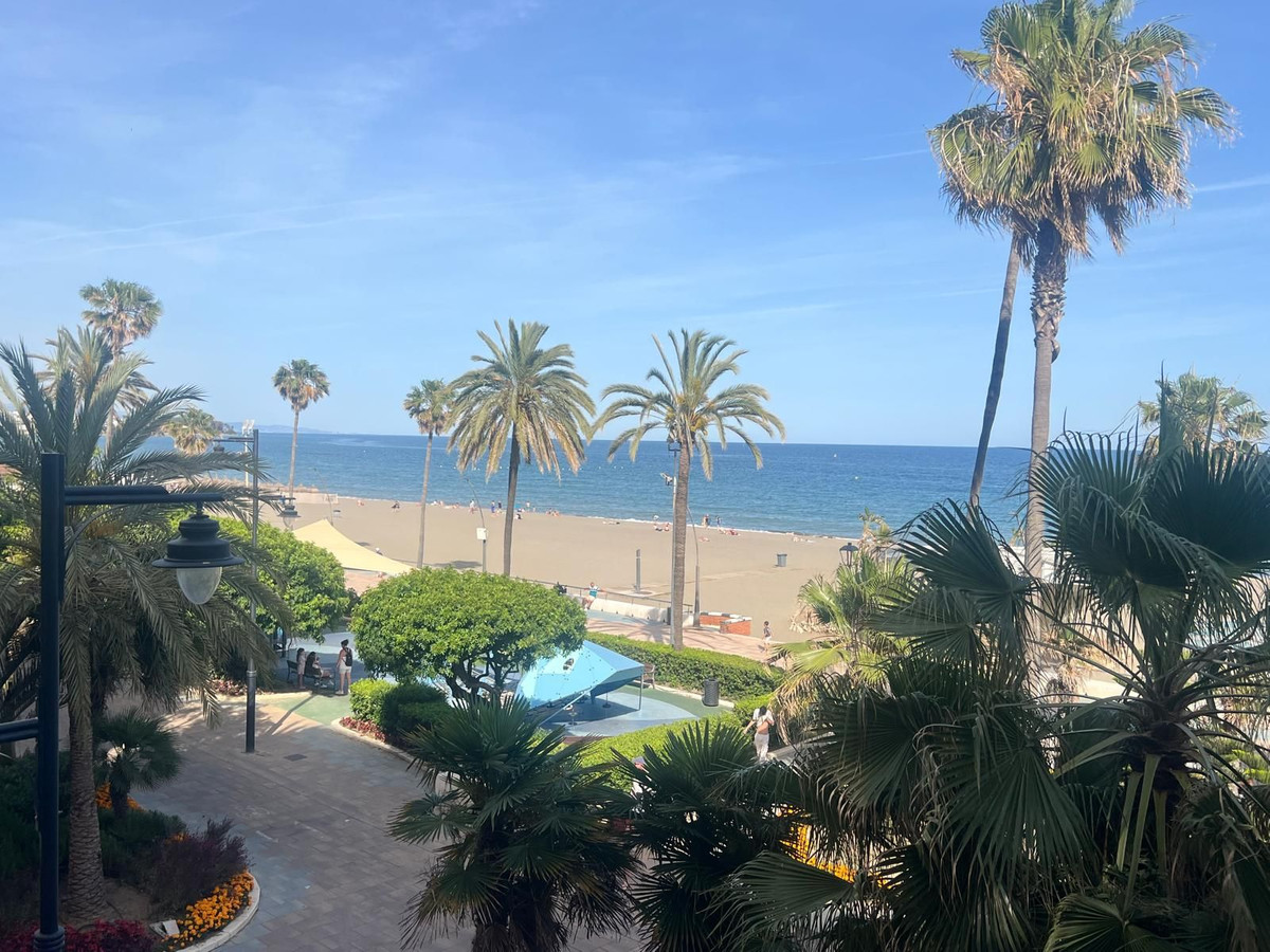 Appartement te koop in Estepona | 3 slaapkamers H5422402