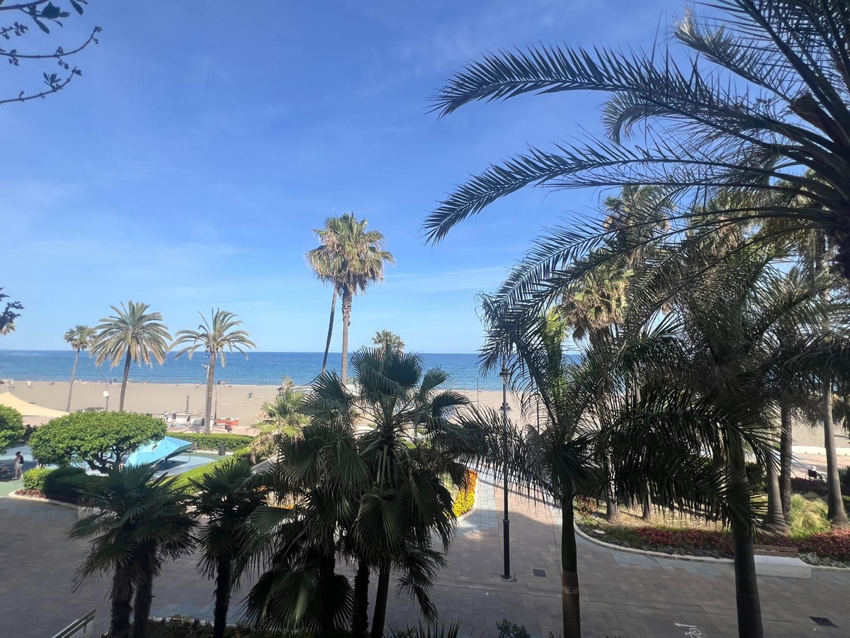 Appartement te koop in Estepona | 3 slaapkamers H5422402