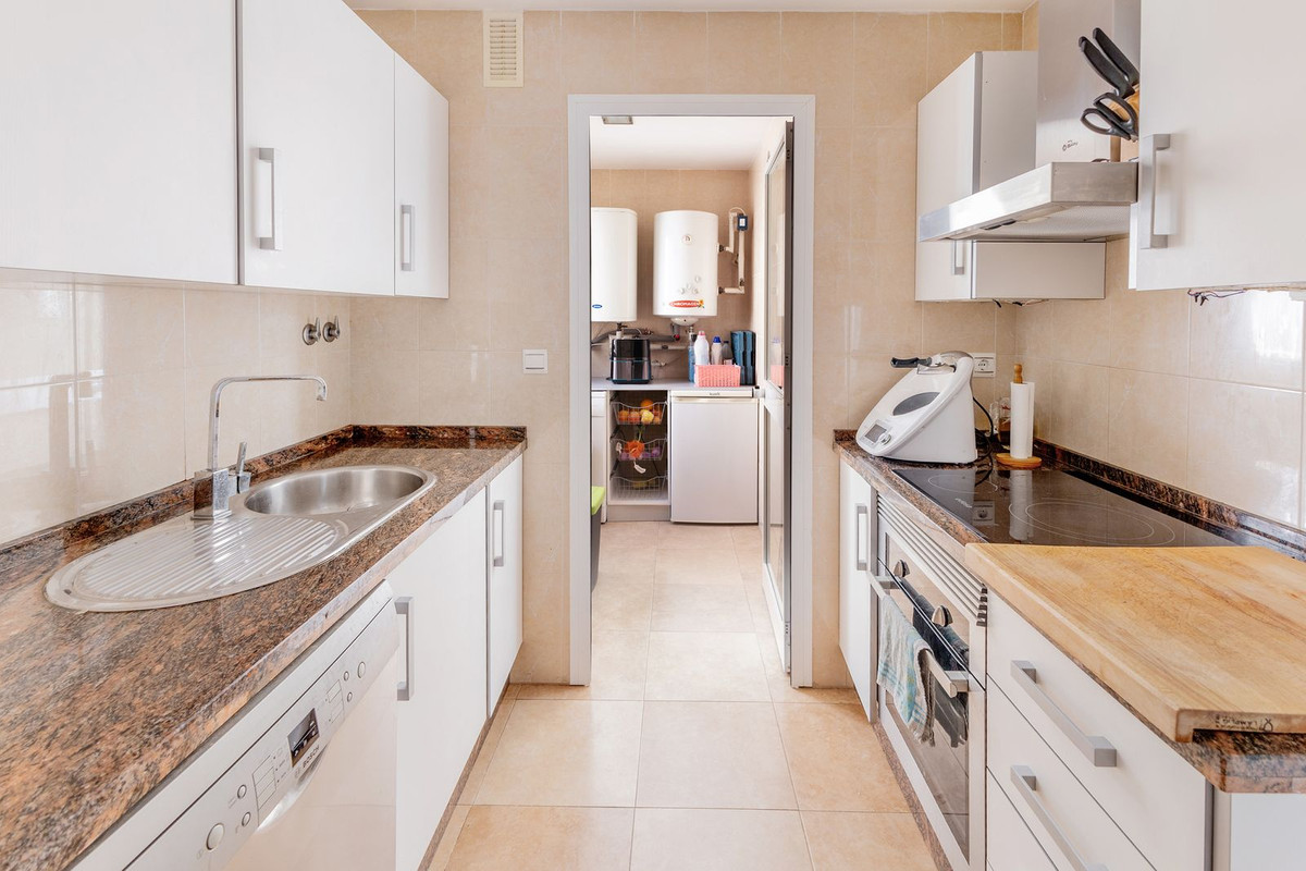 Appartement te koop in Estepona | 2 slaapkamers H5422504