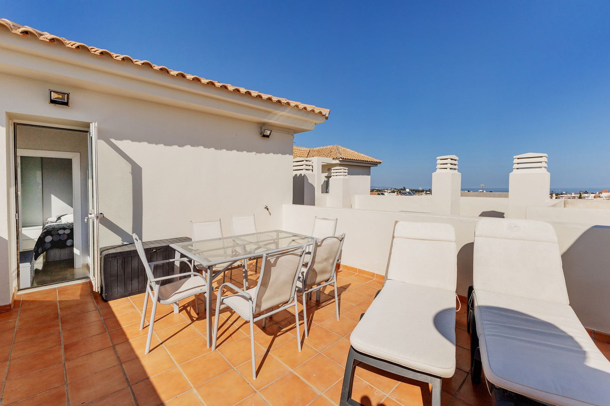 Appartement te koop in Estepona | 2 slaapkamers H5422504