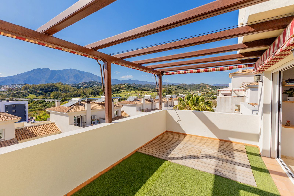 Appartement te koop in Estepona | 2 slaapkamers H5422504