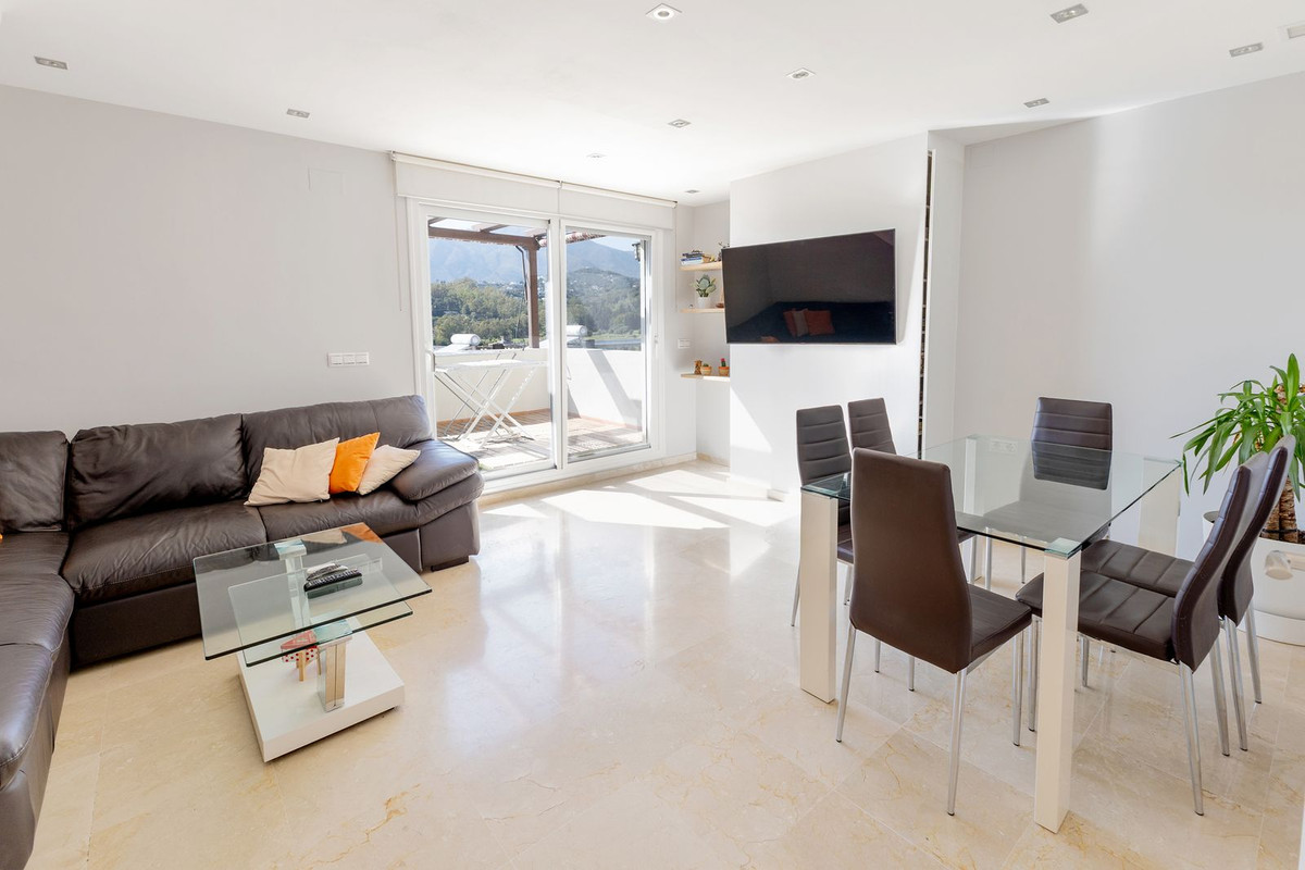 Appartement te koop in Estepona | 2 slaapkamers H5422504