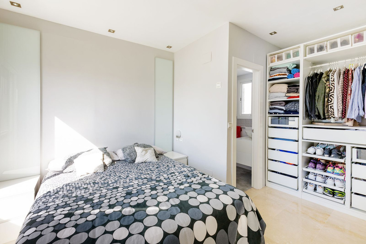 Appartement te koop in Estepona | 2 slaapkamers H5422504