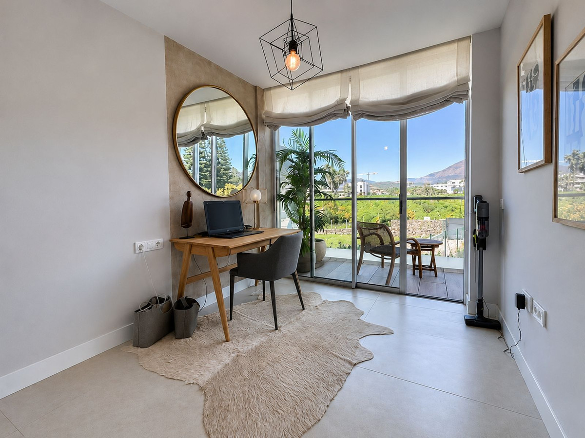 Appartement te koop in Estepona | 4 slaapkamers H5423554