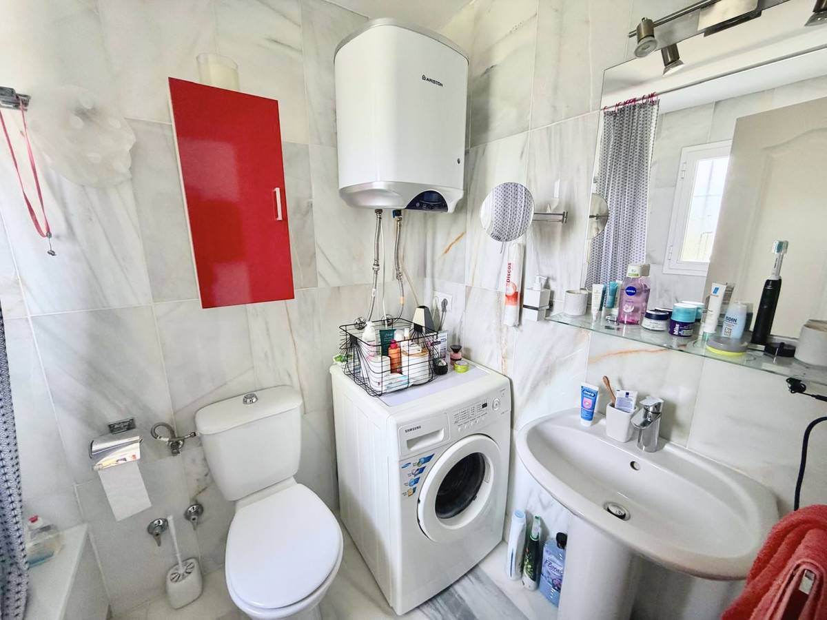 Appartement te koop in Estepona | 1 slaapkamers H5423803