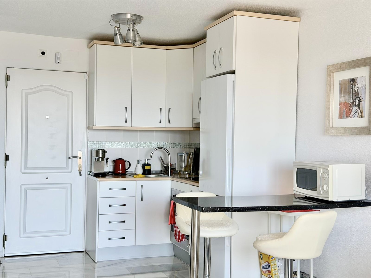 Appartement te koop in Estepona | 1 slaapkamers H5423803