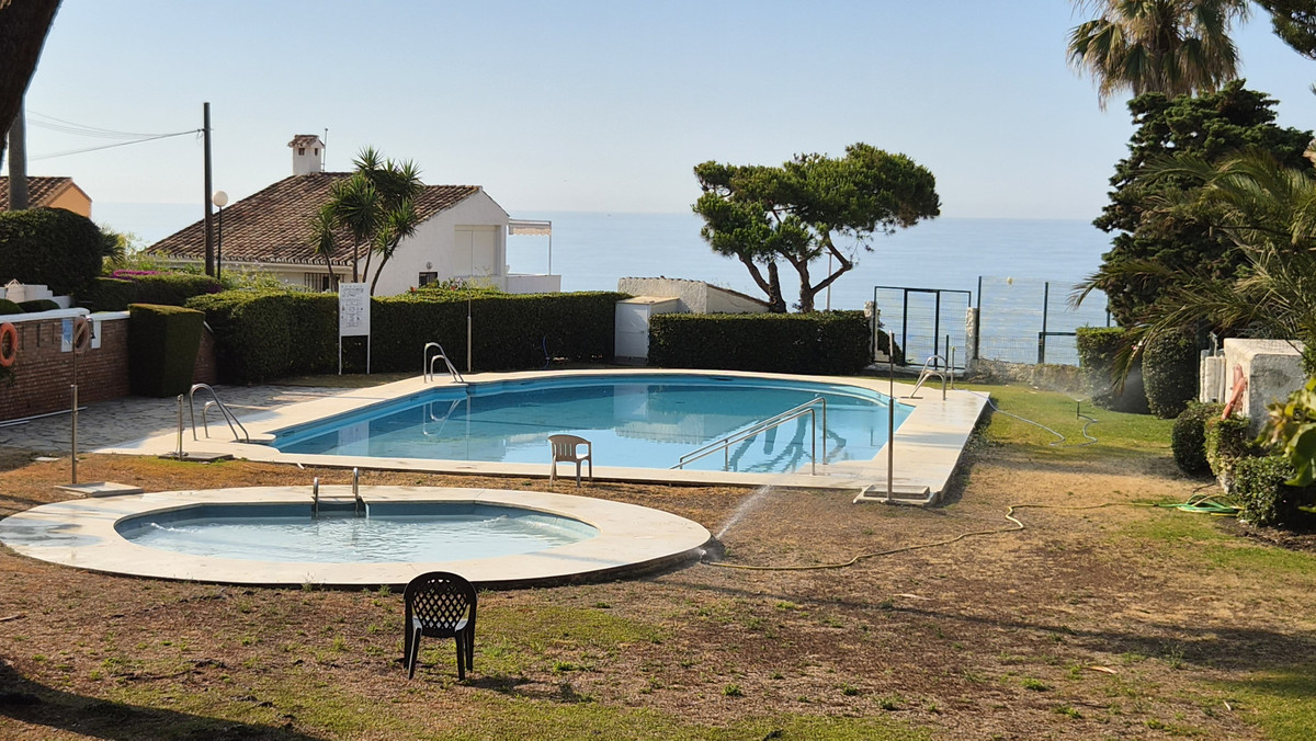 Appartement te koop in Estepona | 2 slaapkamers H5423848