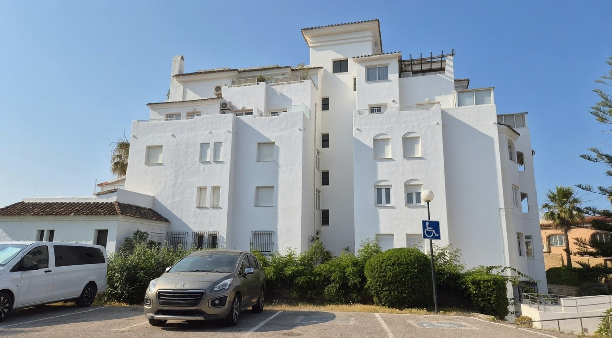 Appartement te koop in Estepona | 2 slaapkamers H5423848