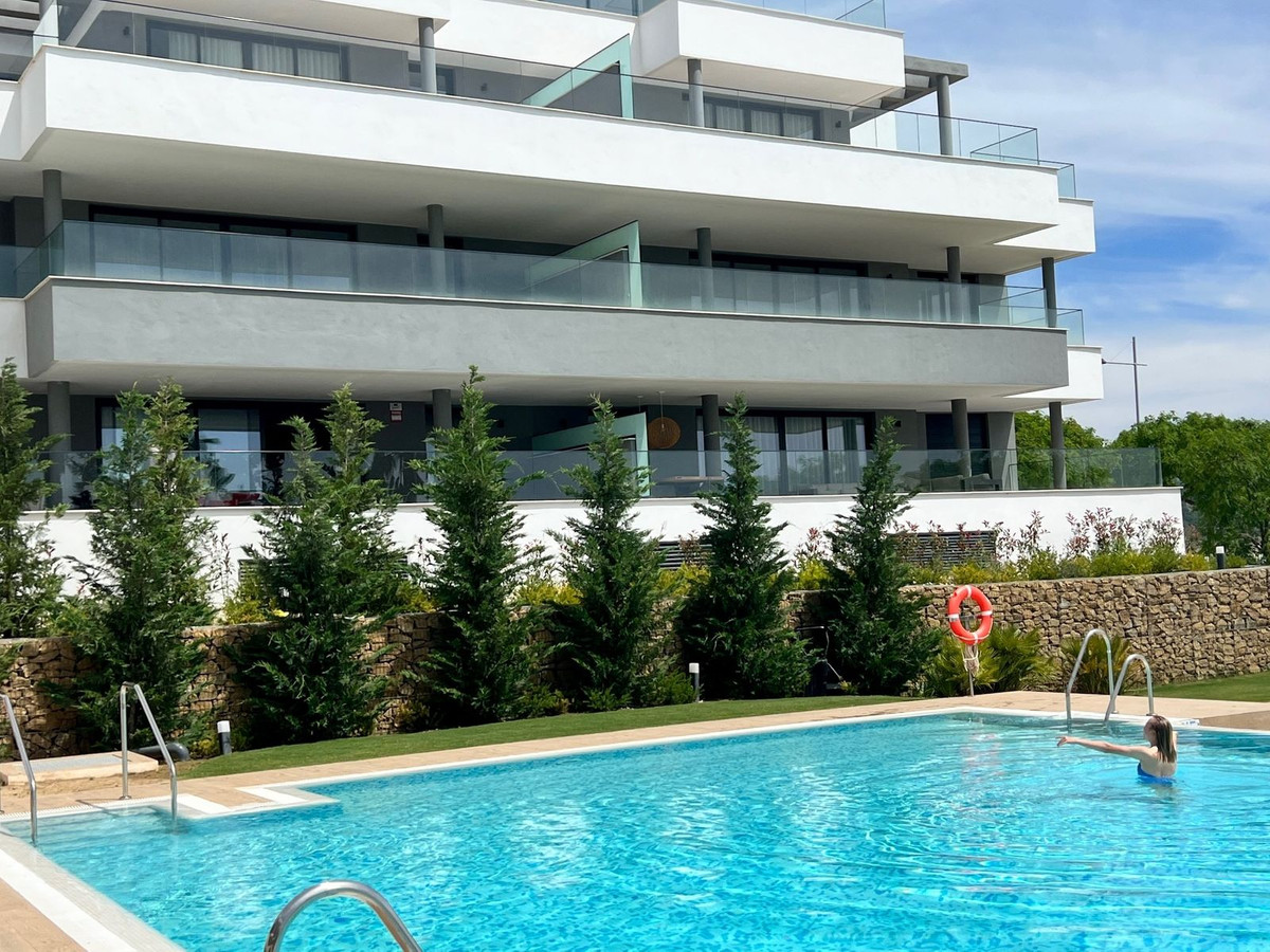 Appartement te koop in Estepona | 4 slaapkamers H5424277