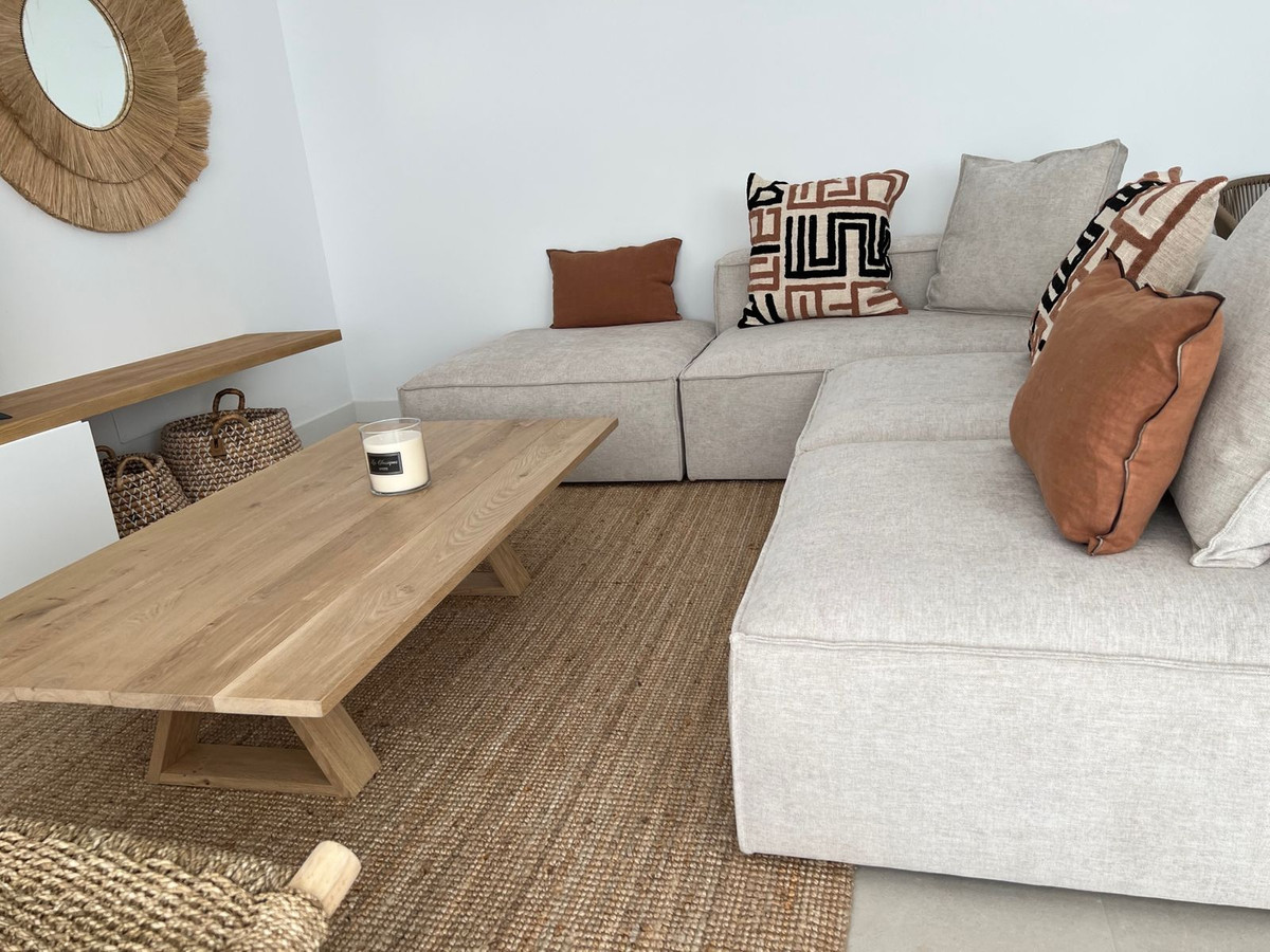 Appartement te koop in Estepona | 4 slaapkamers H5424277