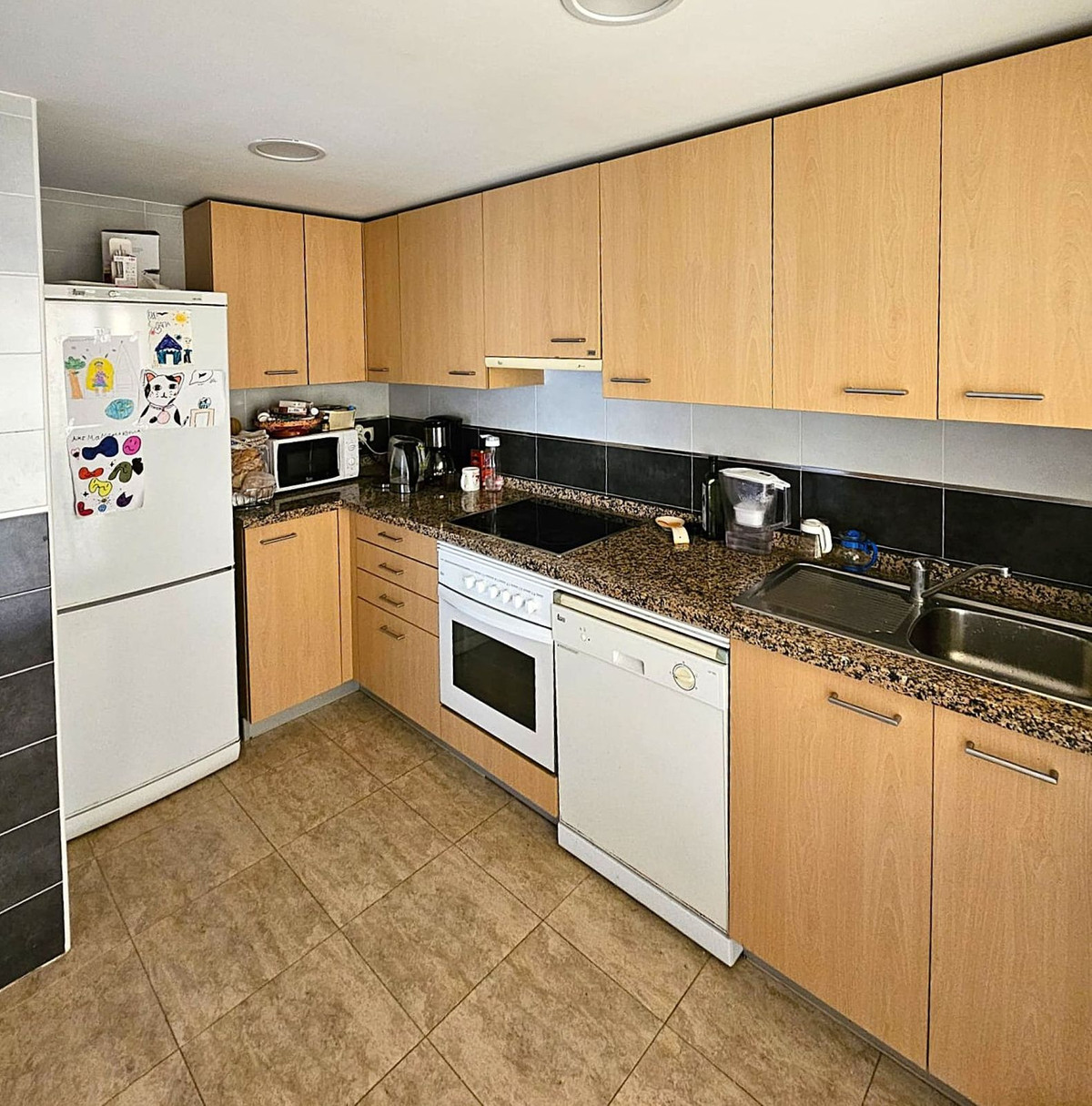 Appartement te koop in Estepona | 2 slaapkamers H5425132