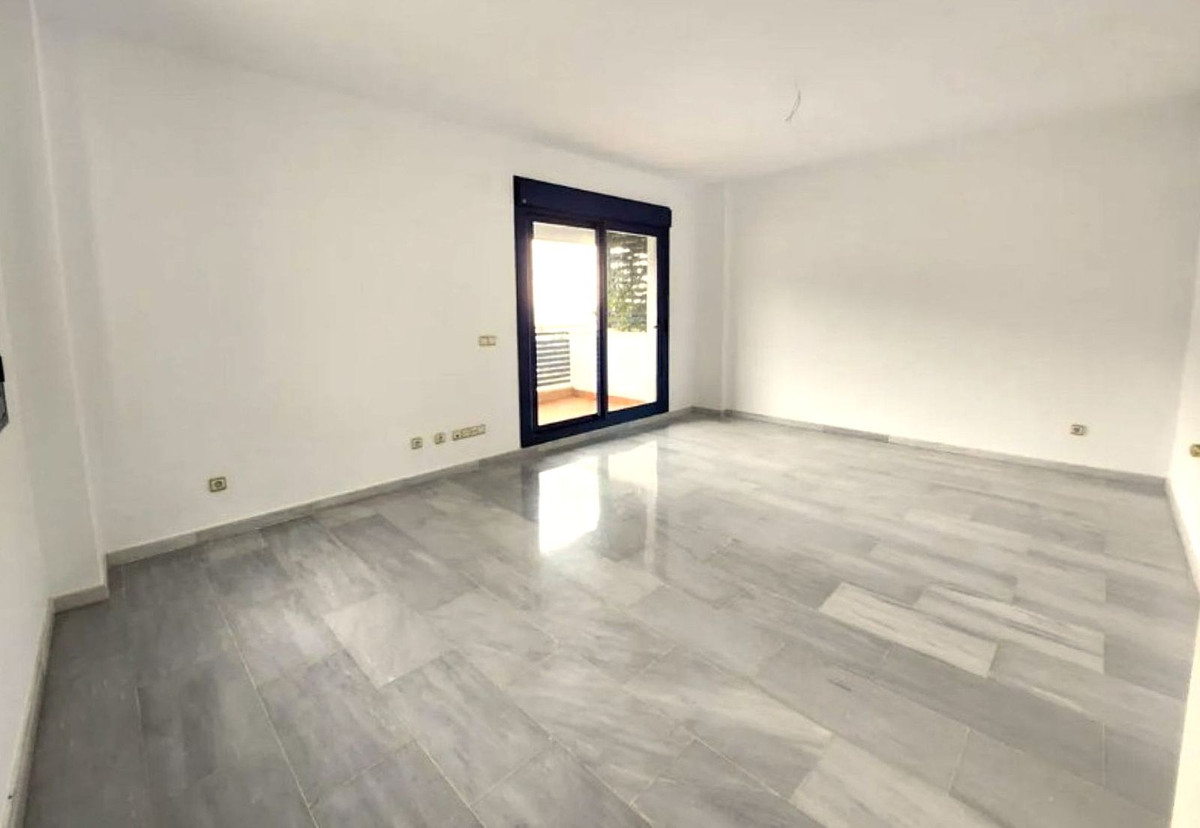 Appartement te koop in Estepona | 2 slaapkamers H5425171