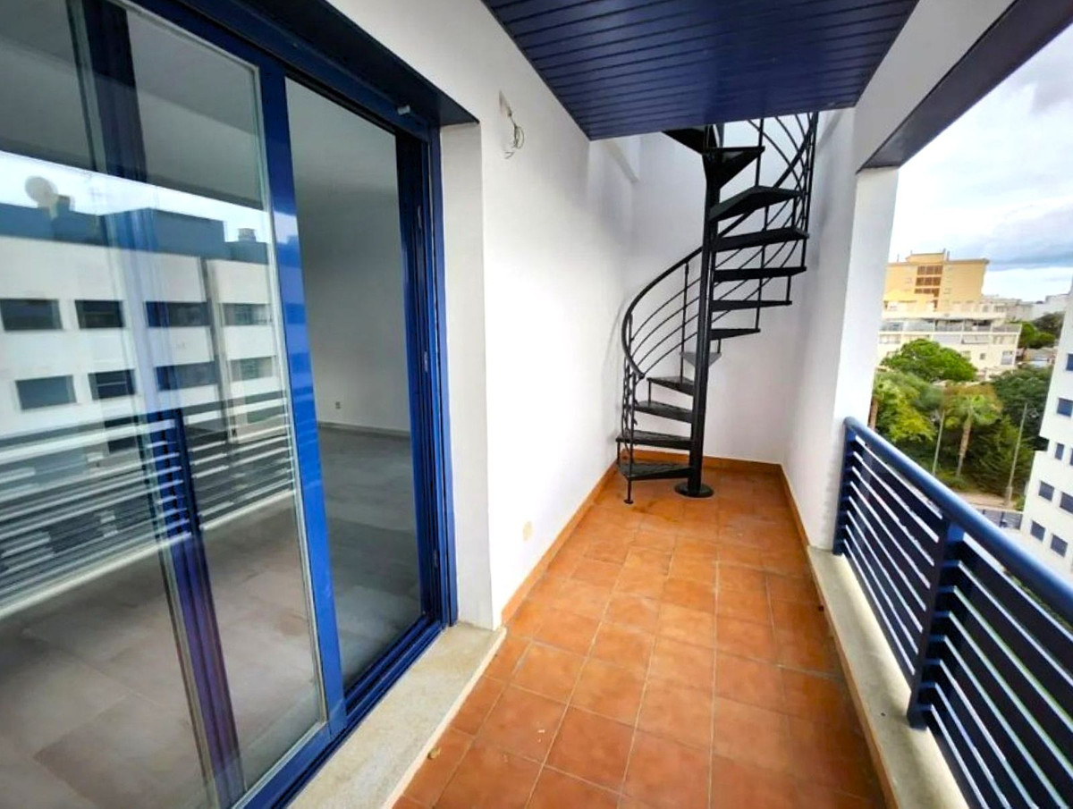 Appartement te koop in Estepona | 2 slaapkamers H5425171