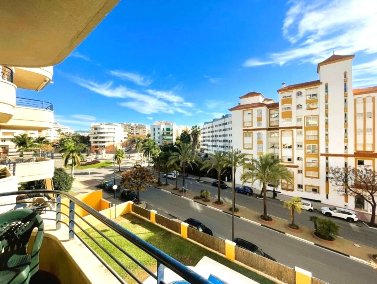 Appartement te koop in Estepona | 2 slaapkamers H5425195