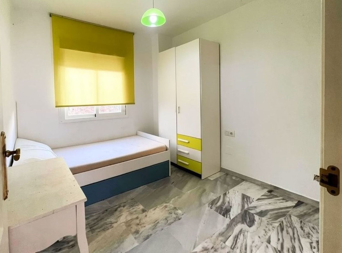 Appartement te koop in Estepona | 2 slaapkamers H5425195