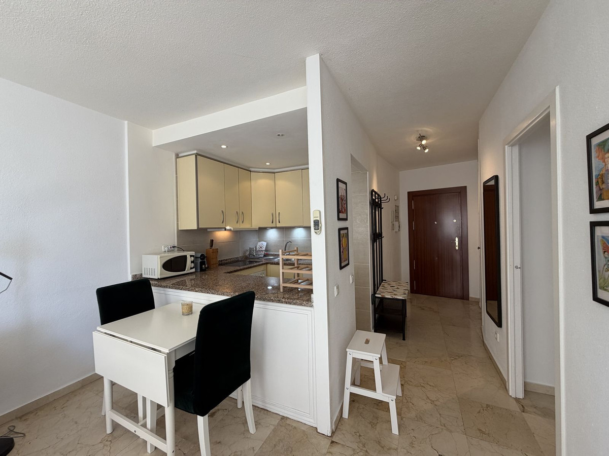 Appartement te koop in Estepona | 1 slaapkamers H5425219