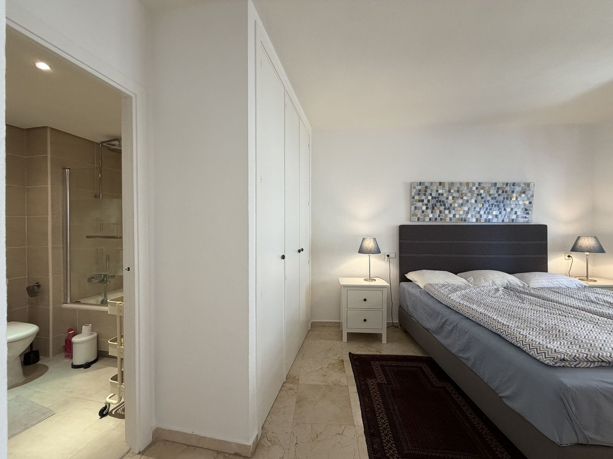 Appartement te koop in Estepona | 1 slaapkamers H5425219