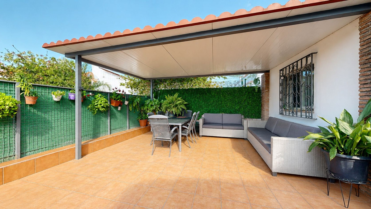 Appartement te koop in Estepona | 3 slaapkamers H5425837