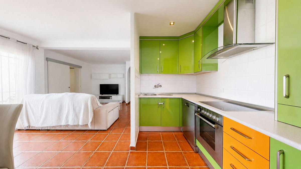 Appartement te koop in Estepona | 3 slaapkamers H5425837