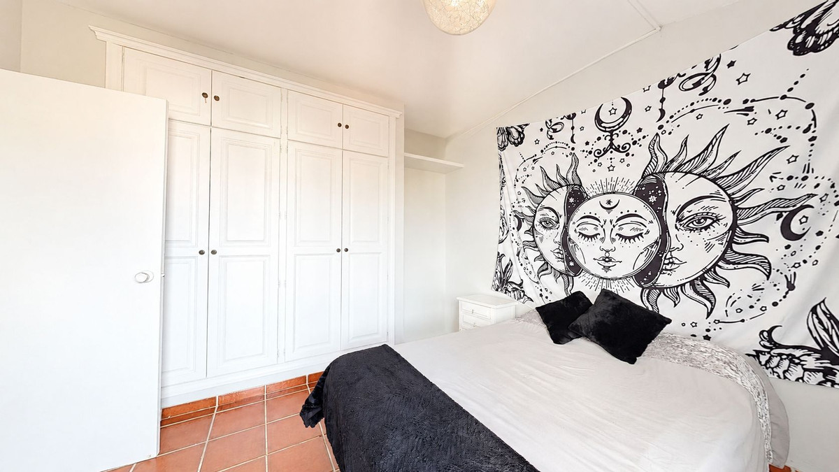 Appartement te koop in Estepona | 3 slaapkamers H5425837