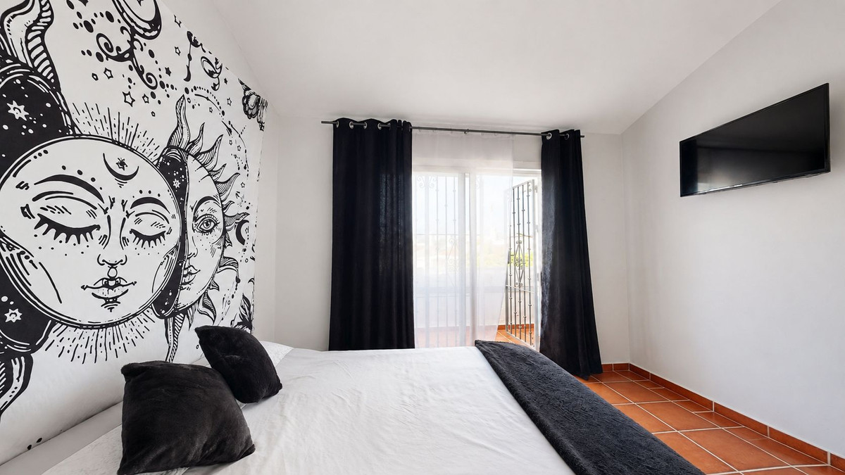 Appartement te koop in Estepona | 3 slaapkamers H5425837