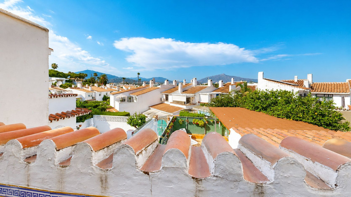Appartement te koop in Estepona | 3 slaapkamers H5425837