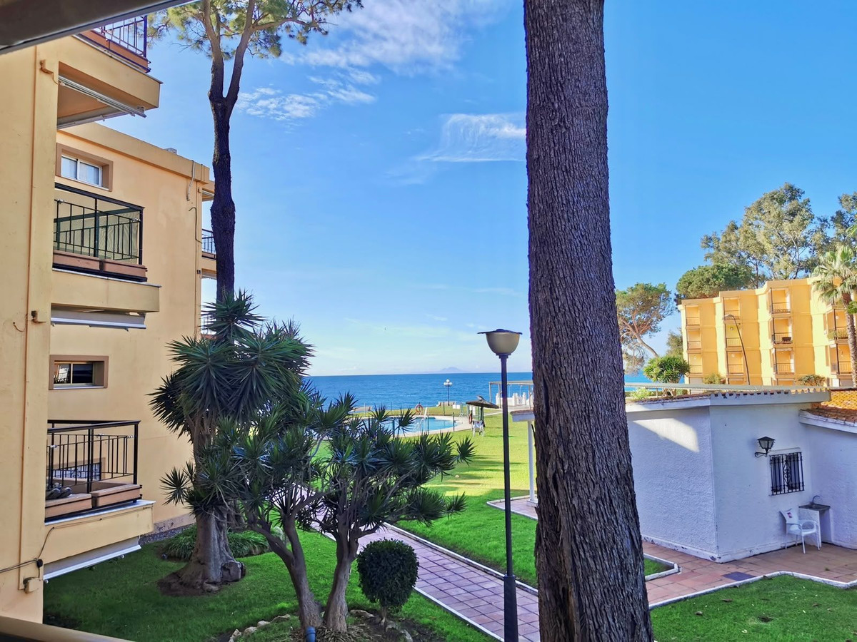 Appartement te koop in Estepona | 3 slaapkamers H5425942