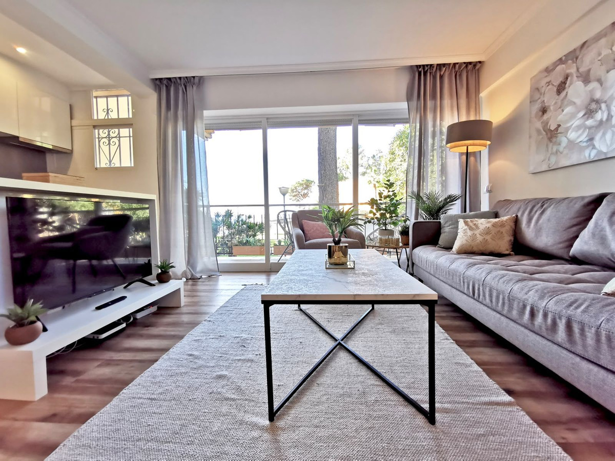 Appartement te koop in Estepona | 3 slaapkamers H5425942