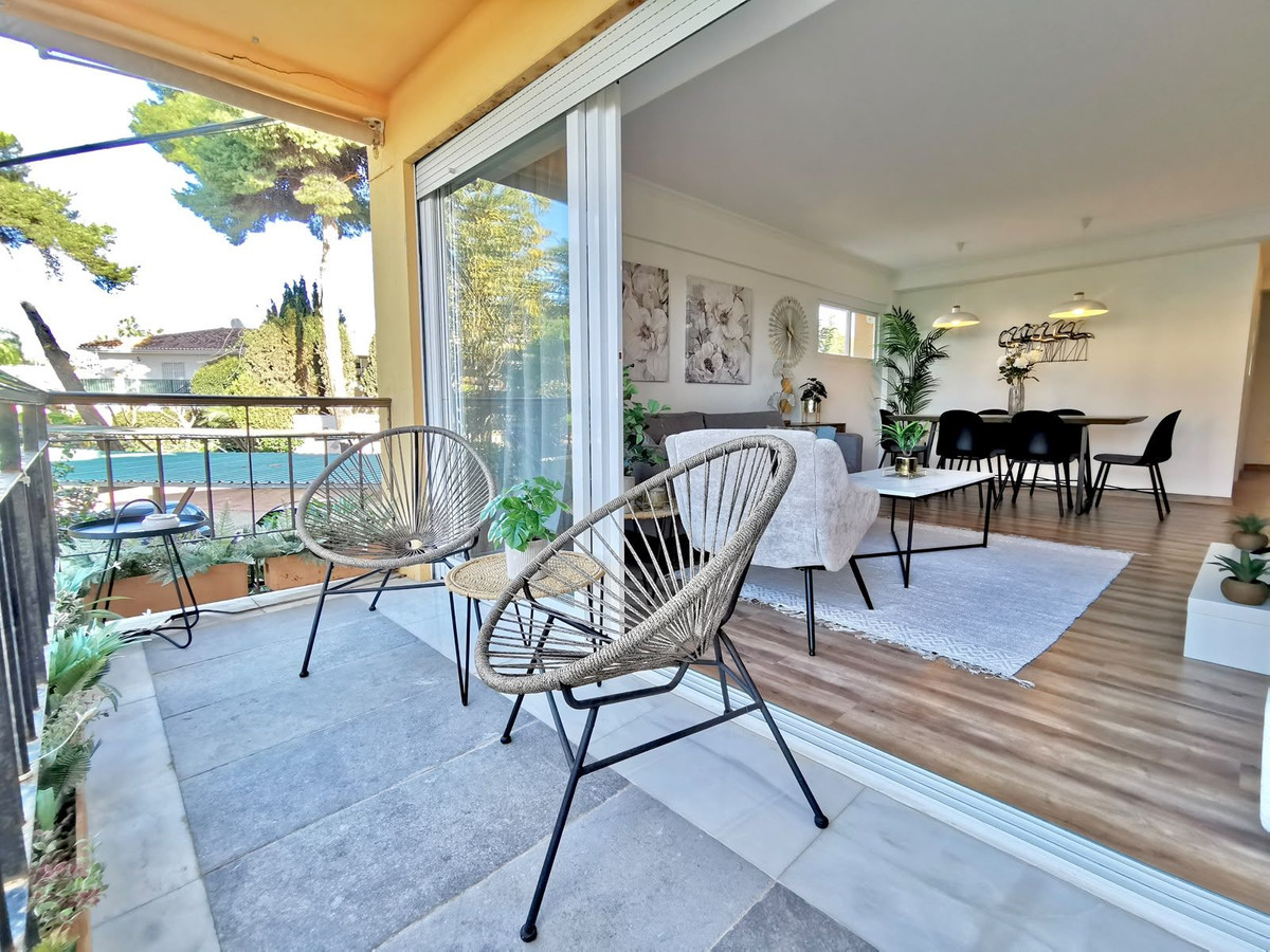 Appartement te koop in Estepona | 3 slaapkamers H5425942