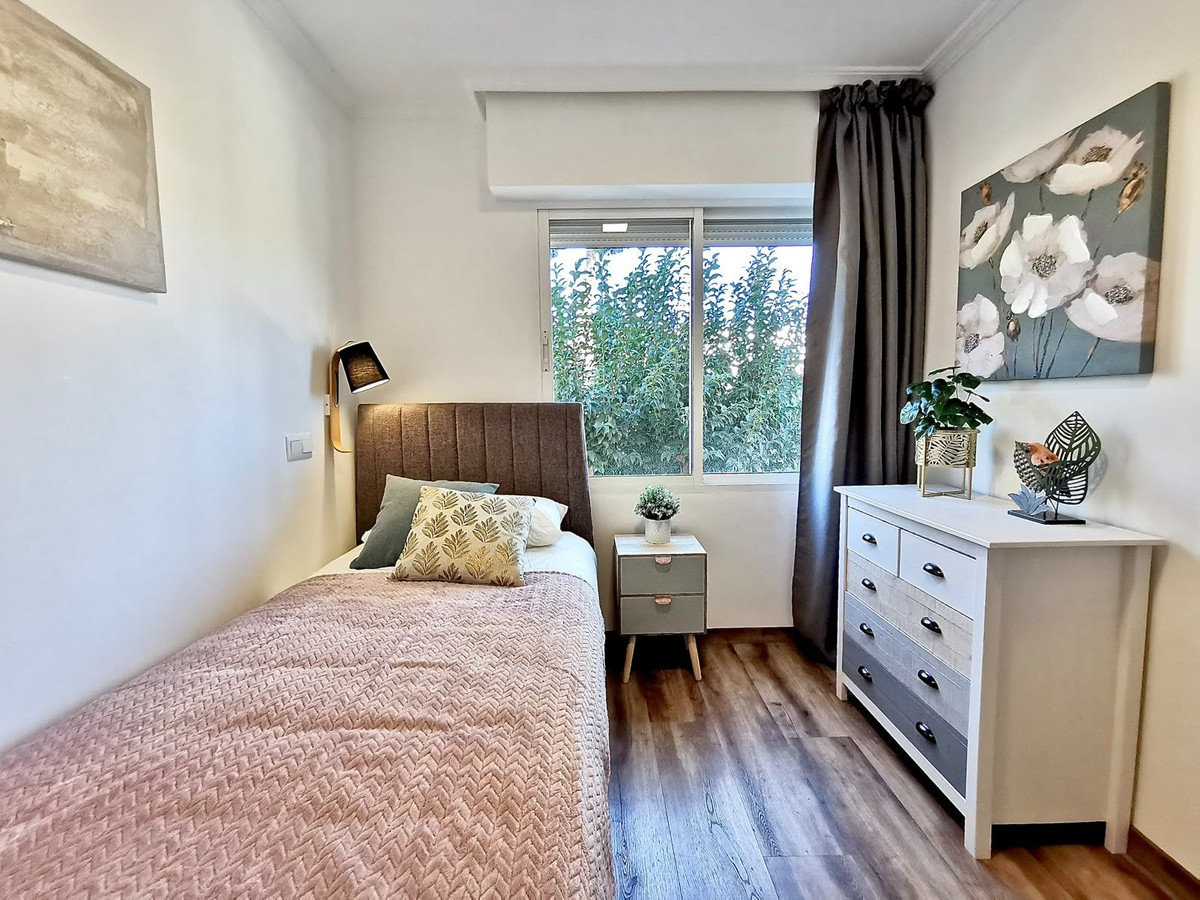 Appartement te koop in Estepona | 3 slaapkamers H5425942