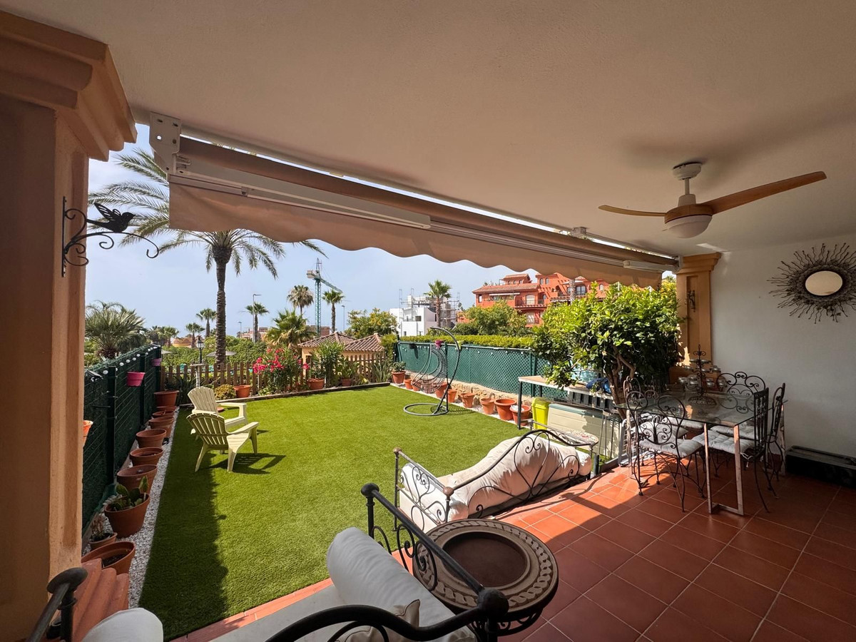 Appartement te koop in Estepona | 3 slaapkamers H5426005