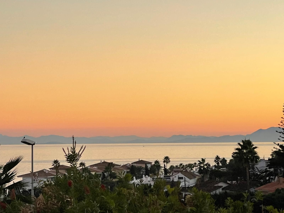 Appartement te koop in Estepona | 3 slaapkamers H5426005