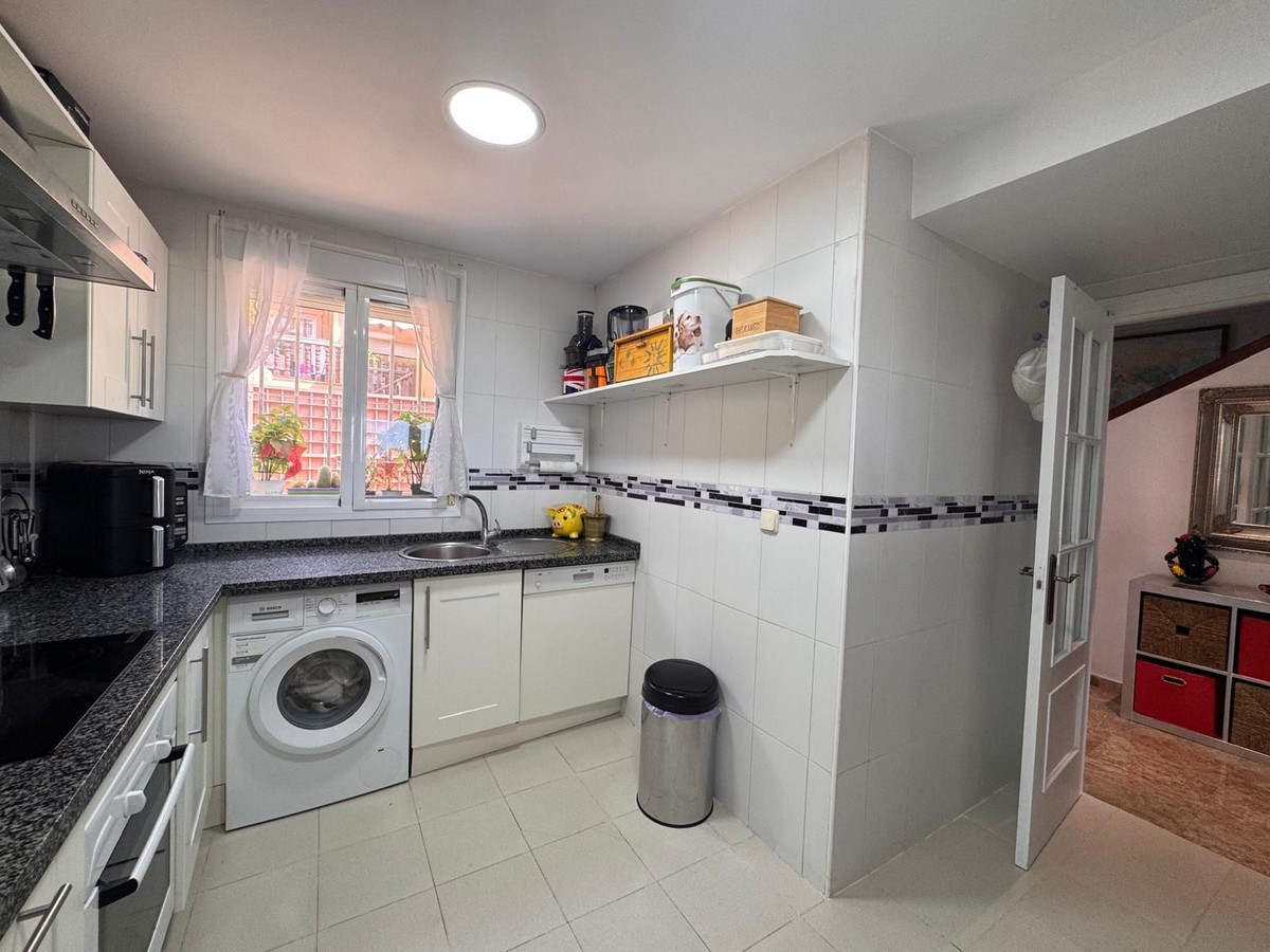 Appartement te koop in Estepona | 3 slaapkamers H5426005