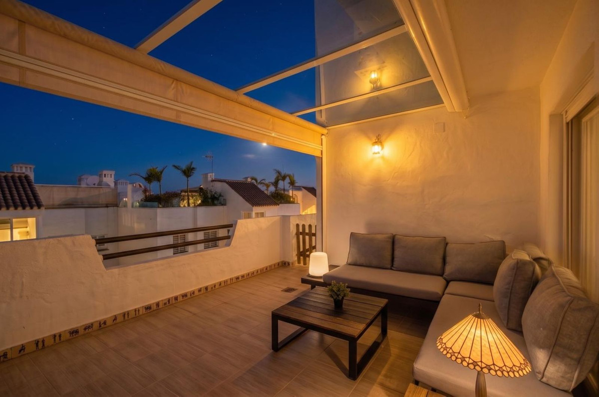 Appartement te koop in Estepona | 3 slaapkamers H5426167