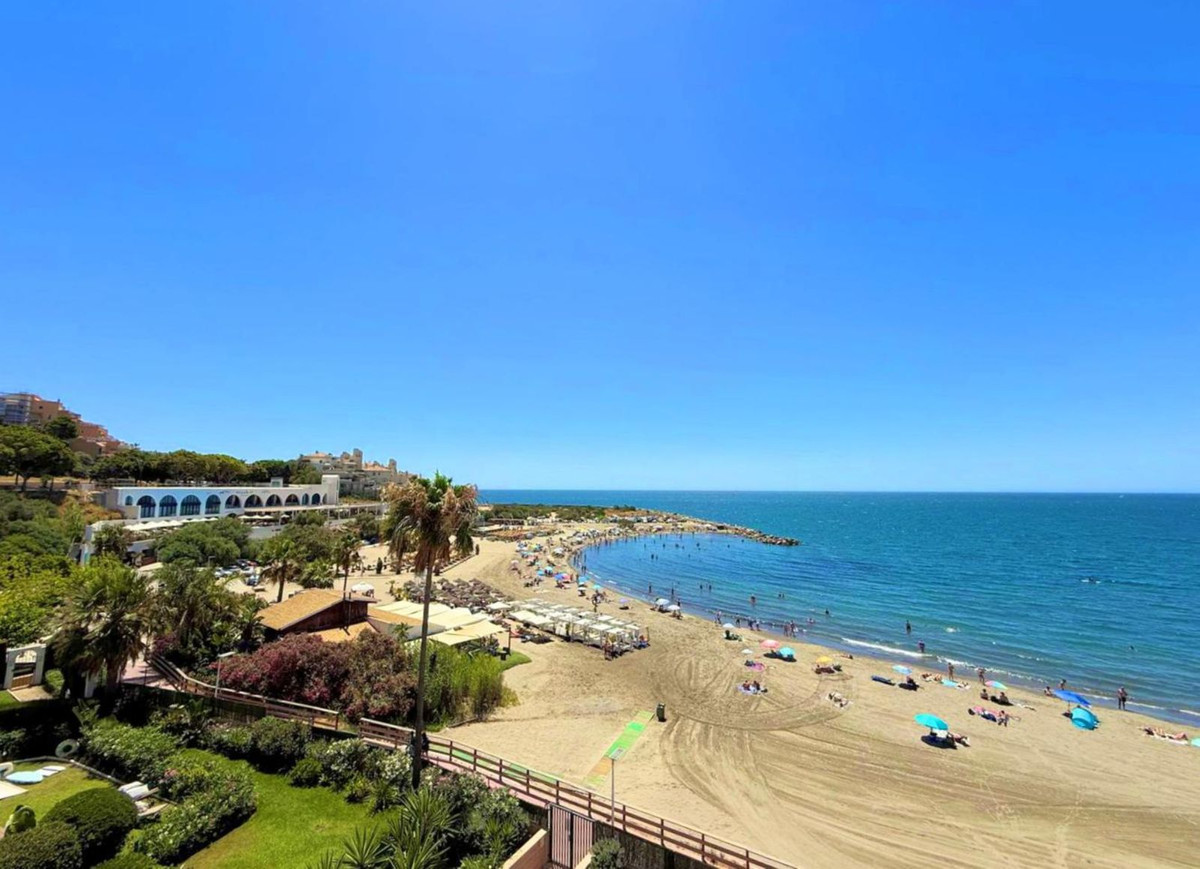 Appartement te koop in Estepona | 3 slaapkamers H5426167