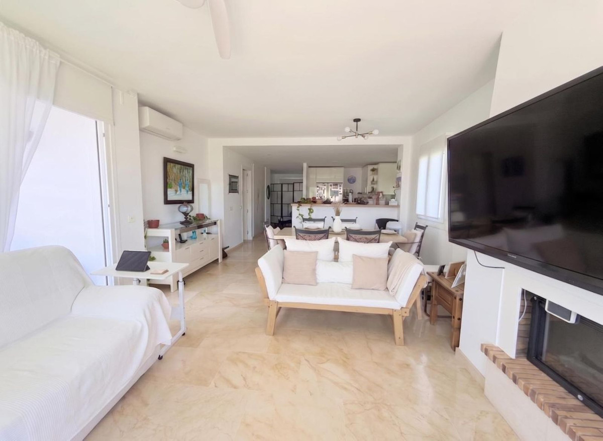 Appartement te koop in Estepona | 3 slaapkamers H5426167