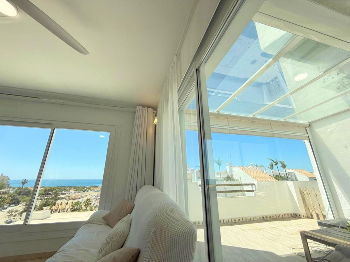 Appartement te koop in Estepona | 3 slaapkamers H5426167