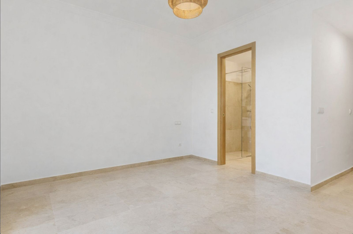 Huis te koop in Estepona | 3 slaapkamers H5426596