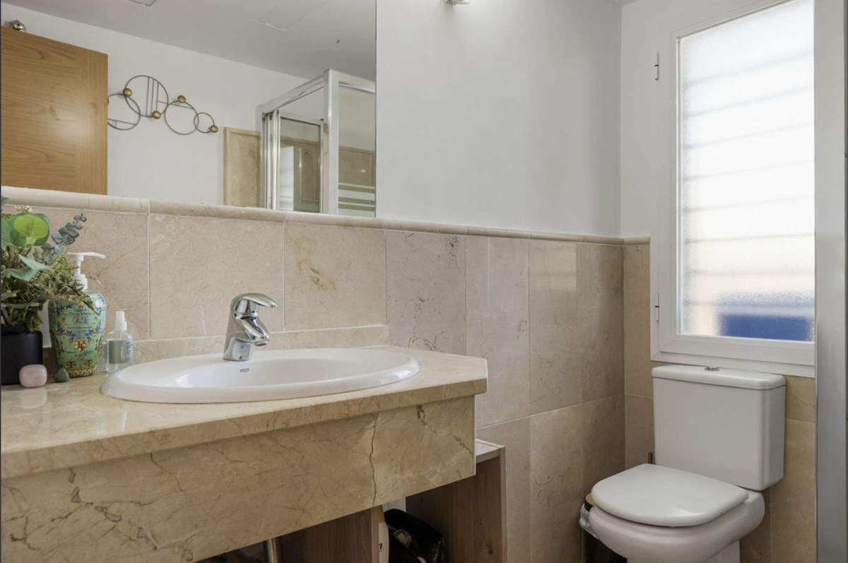 Huis te koop in Estepona | 3 slaapkamers H5426596