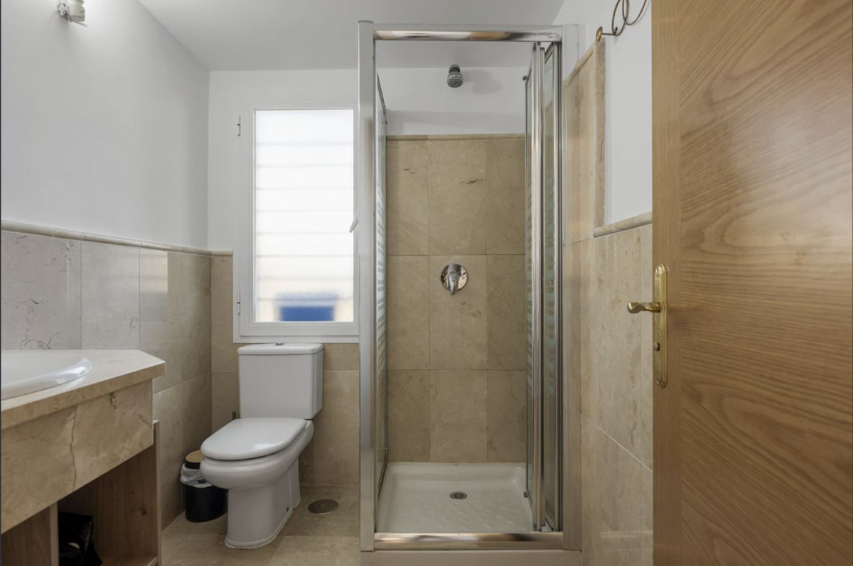 Huis te koop in Estepona | 3 slaapkamers H5426596