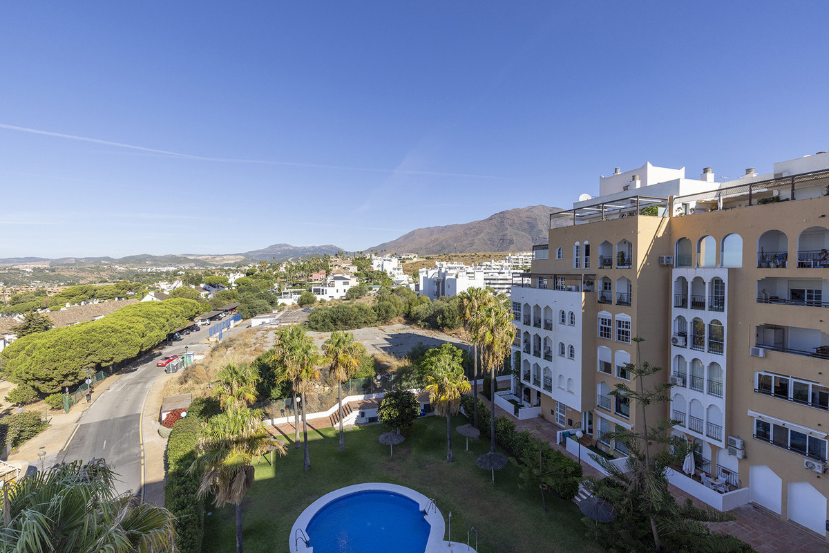 Penthouse te koop in Estepona | 3 slaapkamers H5427022