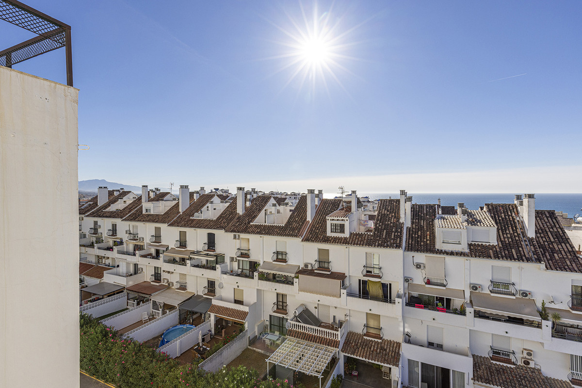 Penthouse te koop in Estepona | 3 slaapkamers H5427022