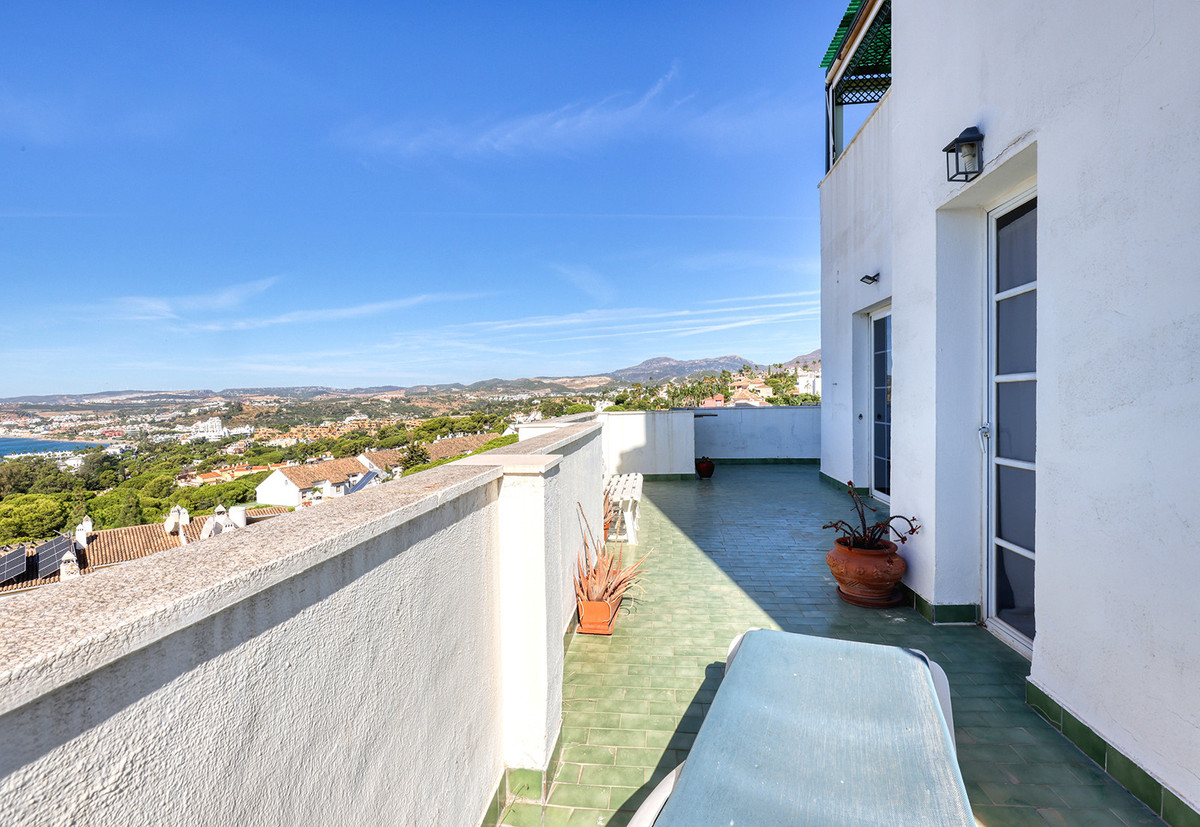 Penthouse te koop in Estepona | 3 slaapkamers H5427022