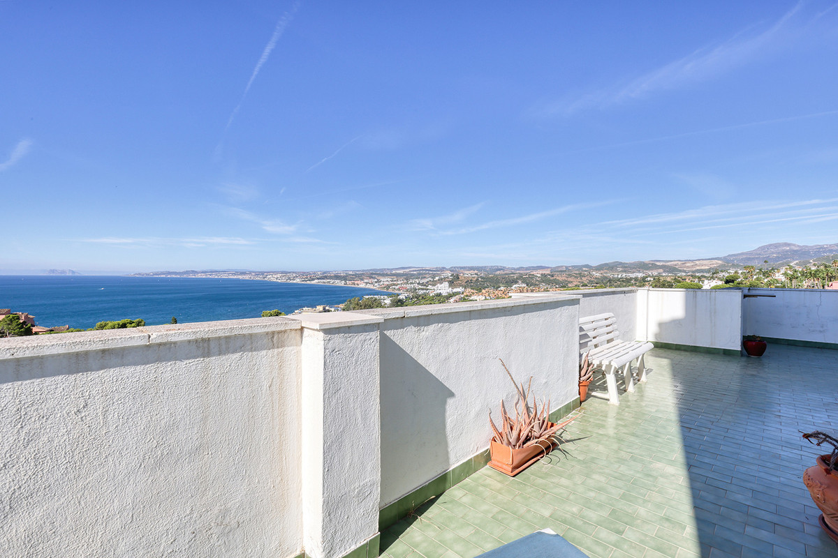 Penthouse te koop in Estepona | 3 slaapkamers H5427022