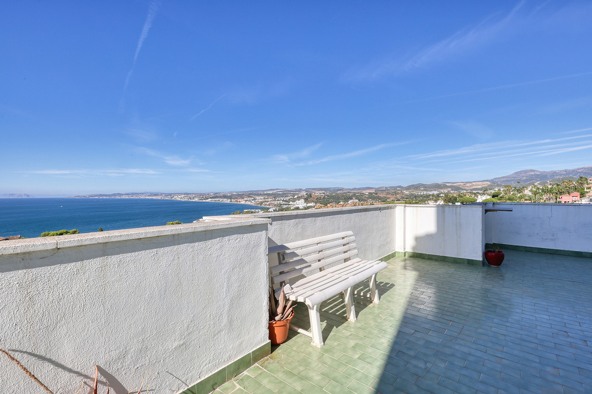 Penthouse te koop in Estepona | 3 slaapkamers H5427022