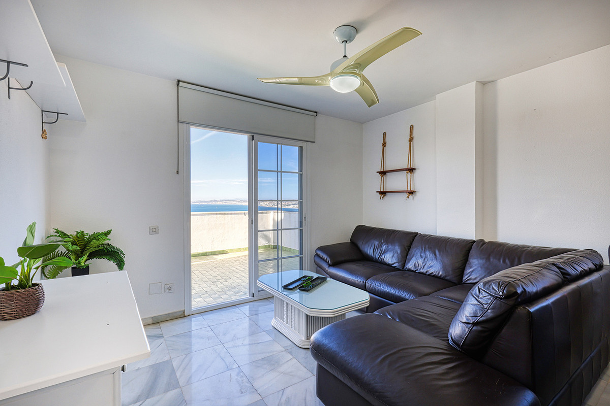 Penthouse te koop in Estepona | 3 slaapkamers H5427022